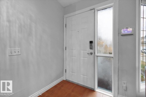 1144 Wedgewood Boulevard, Edmonton, AB - Indoor Photo Showing Other Room