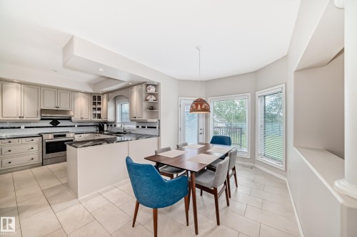 946 Wallbridge Place, Edmonton, AB - Indoor