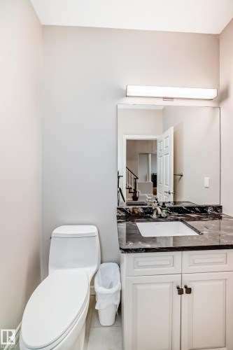 946 Wallbridge Place, Edmonton, AB - Indoor Photo Showing Bathroom