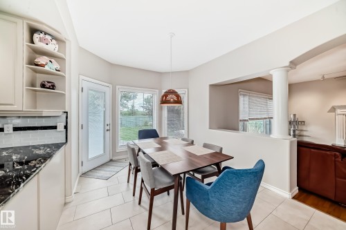 946 Wallbridge Place, Edmonton, AB - Indoor Photo Showing Dining Room