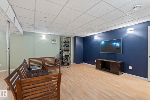 4828 17 Ave, Edmonton, AB - Indoor