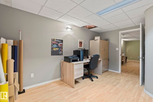 4828 17 Ave, Edmonton, AB - Indoor Photo Showing Office