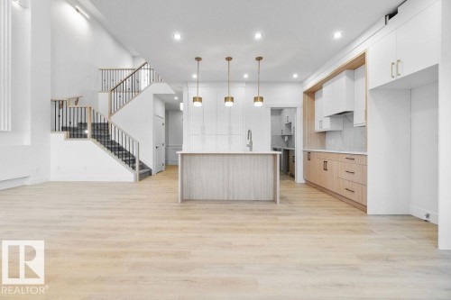 230 Linden Loop, Leduc, AB - Indoor Photo Showing Kitchen With Upgraded Kitchen