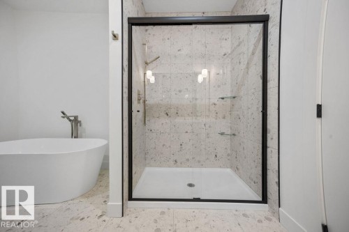 230 Linden Loop, Leduc, AB - Indoor Photo Showing Bathroom