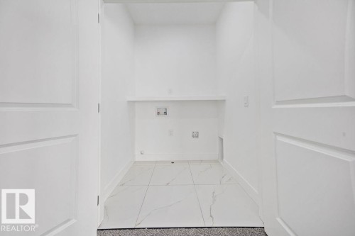 230 Linden Loop, Leduc, AB - Indoor Photo Showing Other Room