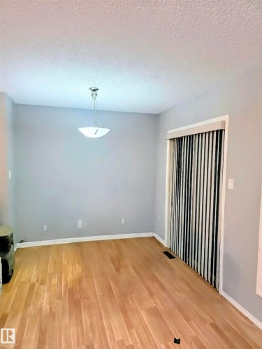 11 6304 Sandin Way, Edmonton, AB - Indoor Photo Showing Other Room