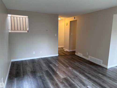 3313 138 Avenue, Edmonton, AB - Indoor Photo Showing Other Room