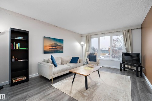 4317 44 Street, Beaumont, AB - Indoor Photo Showing Living Room