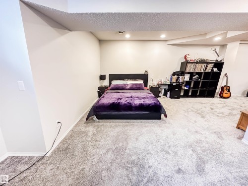 26 10909 106 Street, Edmonton, AB - Indoor