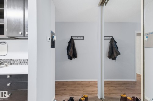 408 10511 19 Avenue, Edmonton, AB - Indoor