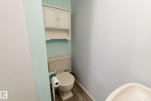 408 10511 19 Avenue, Edmonton, AB - Indoor Photo Showing Bathroom