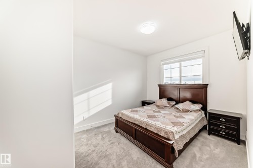 5518 30 Avenue, Beaumont, AB - Indoor Photo Showing Bedroom