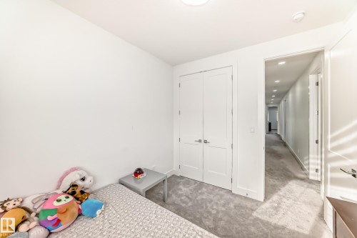 5518 30 Avenue, Beaumont, AB - Indoor Photo Showing Bedroom