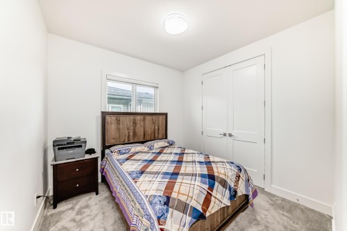 5518 30 Avenue, Beaumont, AB - Indoor Photo Showing Bedroom