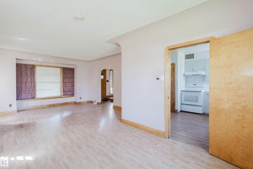 10827 111 Street, Edmonton, AB - Indoor Photo Showing Other Room