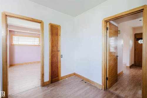 10827 111 Street, Edmonton, AB - Indoor Photo Showing Other Room
