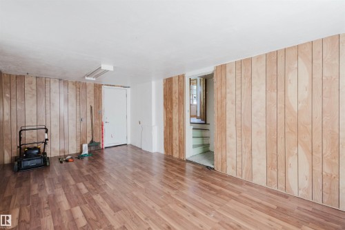 10827 111 Street, Edmonton, AB - Indoor Photo Showing Other Room