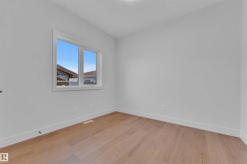 6 Westwyck Link, Spruce Grove, AB - Indoor Photo Showing Other Room