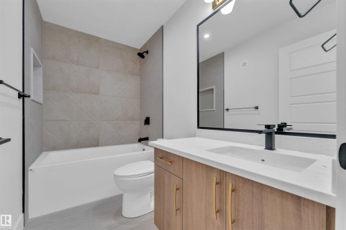 6 Westwyck Link, Spruce Grove, AB - Indoor Photo Showing Bathroom
