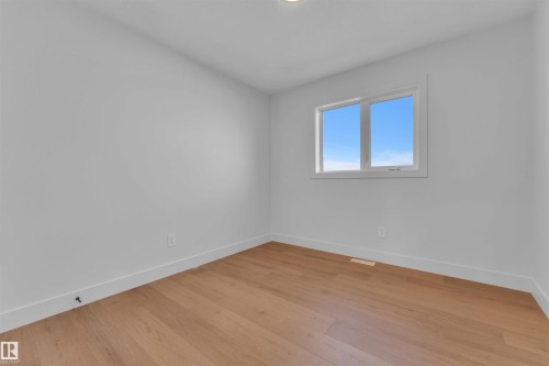 6 Westwyck Link, Spruce Grove, AB - Indoor Photo Showing Other Room