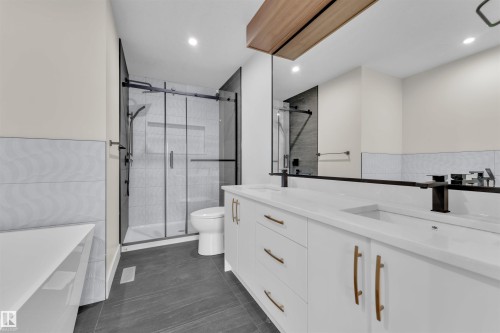 6 Westwyck Link, Spruce Grove, AB - Indoor Photo Showing Bathroom