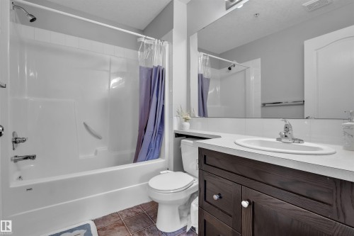 2115 9357 Simpson Drive, Edmonton, AB - Indoor Photo Showing Bathroom