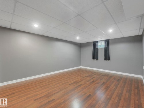 4927 52 Avenue, Bon Accord, AB - Indoor