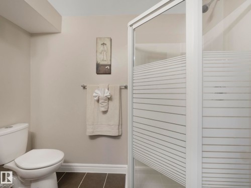 4927 52 Avenue, Bon Accord, AB - Indoor Photo Showing Bathroom