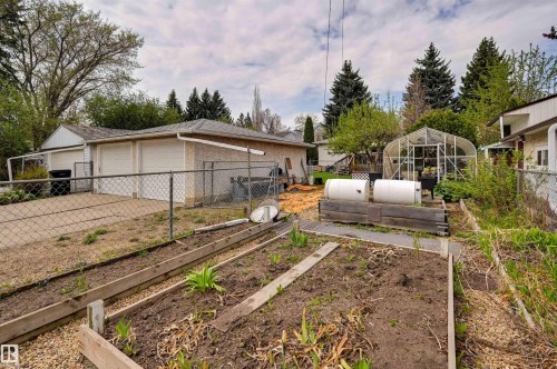 9725 143 Street, Edmonton, AB - Outdoor