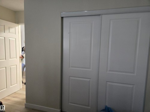 108 10730 112 Street, Edmonton, AB - Indoor Photo Showing Other Room