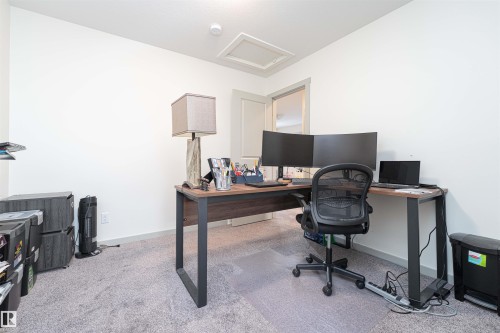 2330 Kelly Circle, Edmonton, AB - Indoor Photo Showing Office