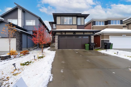 2330 Kelly Circle, Edmonton, AB - Outdoor With Facade