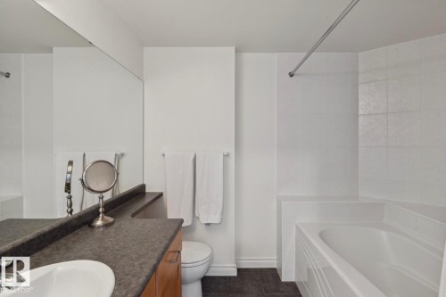 507 10108 125 Street, Edmonton, AB - Indoor Photo Showing Bathroom