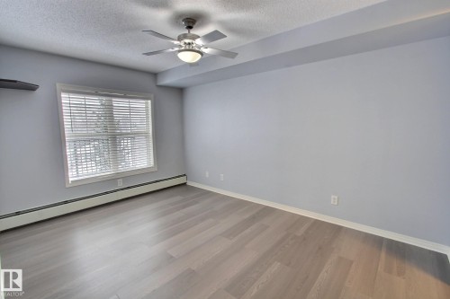 416 616 Mcallister Loop, Edmonton, AB - Indoor Photo Showing Other Room