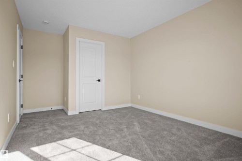 3910 41 Avenue, Beaumont, AB - Indoor Photo Showing Other Room