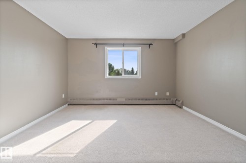 304 2508 50 Street, Edmonton, AB - Indoor Photo Showing Other Room