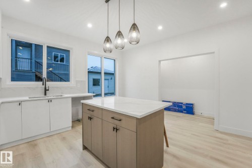 3518 42 Ave Avenue, Beaumont, AB - Indoor Photo Showing Kitchen