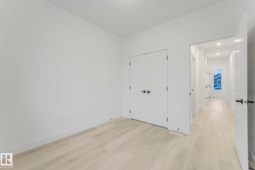 3518 42 Ave Avenue, Beaumont, AB - Indoor Photo Showing Other Room
