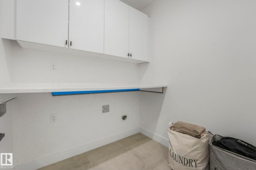 3518 42 Ave Avenue, Beaumont, AB - Indoor