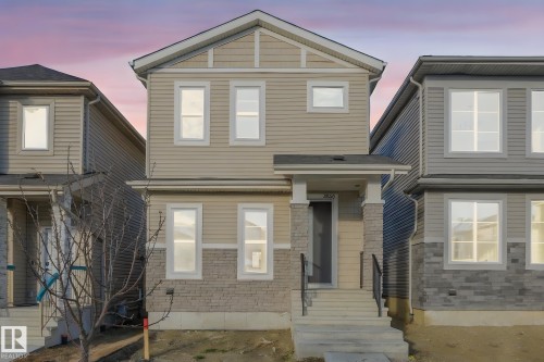 3520 42 AVE Avenue  Beaumont, AB T4X 3G4