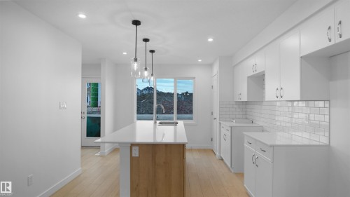 18827 29 Avenue, Edmonton, AB - Indoor Photo Showing Kitchen With Upgraded Kitchen