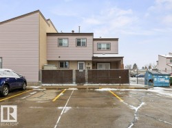14638 25 Street  Edmonton, AB T5Y 1X4