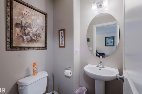 1517 Rutherford Road, Edmonton, AB - Indoor Photo Showing Bathroom