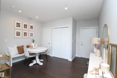 801 10238 103 Street, Edmonton, AB - Indoor Photo Showing Dining Room