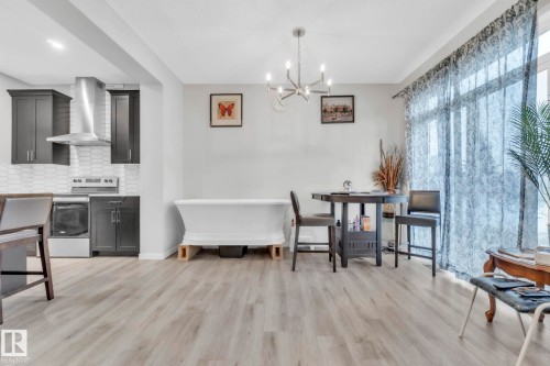 22007 80 Avenue, Edmonton, AB - Indoor