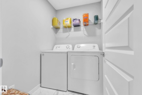 22007 80 Avenue, Edmonton, AB - Indoor Photo Showing Laundry Room