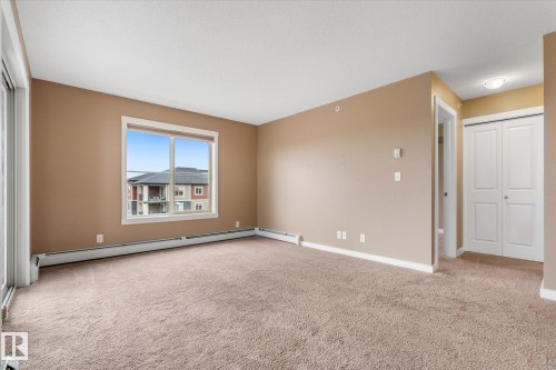 401 5370 Chappelle Road, Edmonton, AB - Indoor Photo Showing Other Room