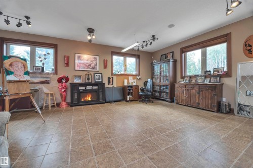 148 Windermere Crescent, Edmonton, AB - Indoor With Fireplace