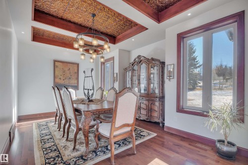 148 Windermere Crescent, Edmonton, AB - Indoor Photo Showing Dining Room