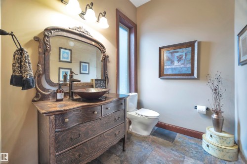 148 Windermere Crescent, Edmonton, AB - Indoor Photo Showing Bathroom